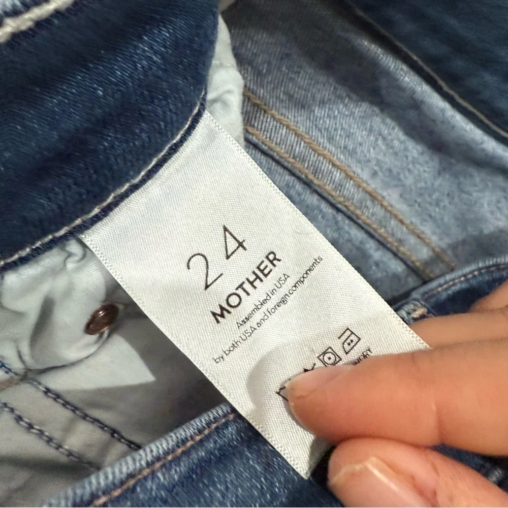 Mother Jeans The Insider Crop Step Fray in Home Movies